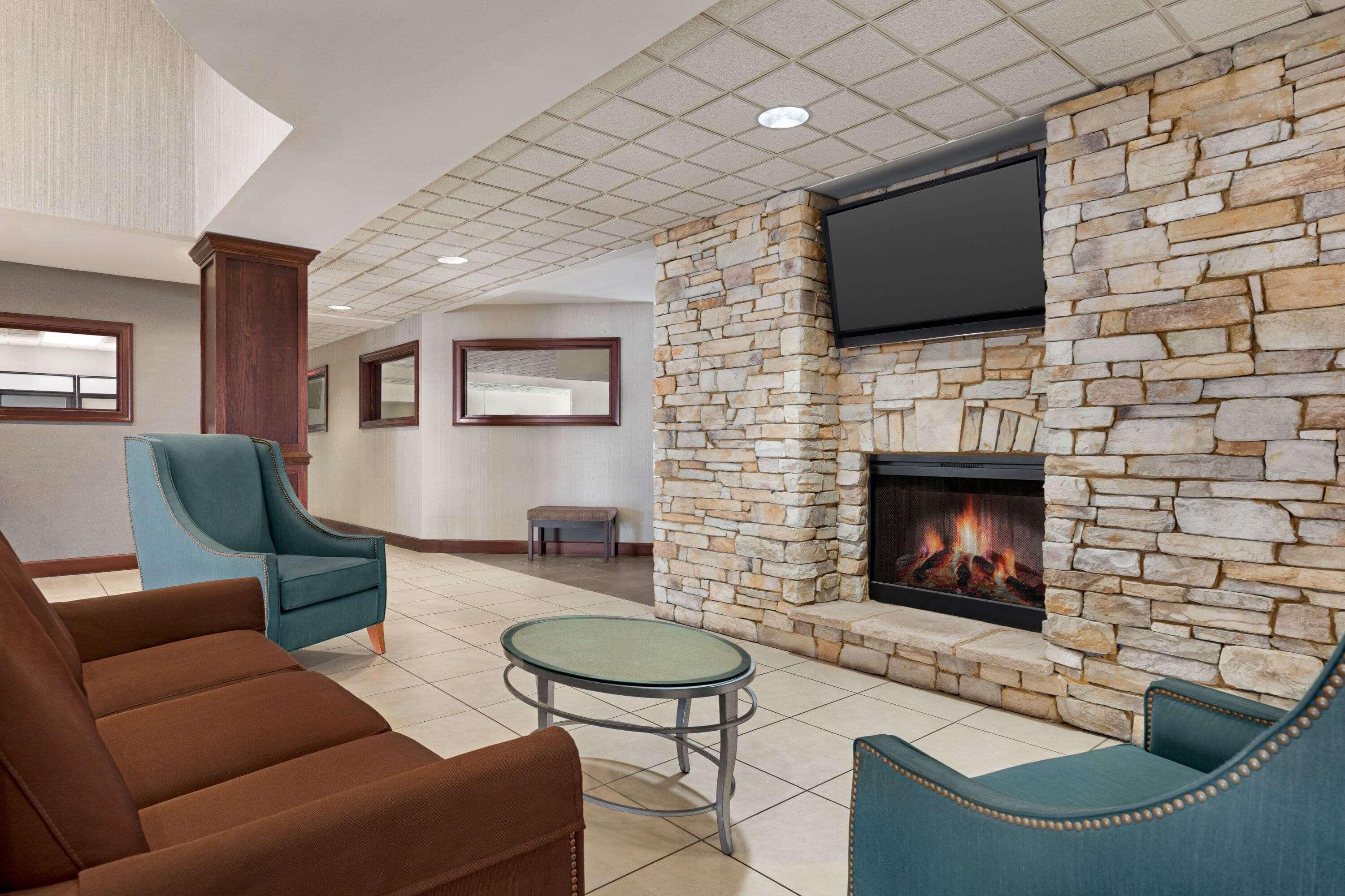 Wingate By Wyndham Southport Hotel Екстериор снимка